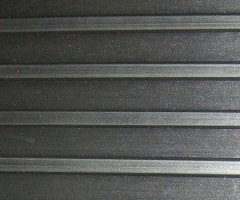 宽条纹橡胶板